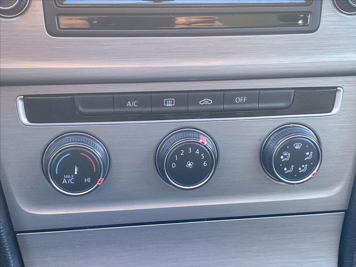 Volkswagen Golf Hatchback 1,4 l 81 kw