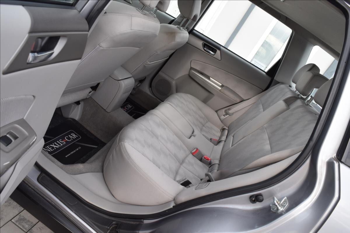 Subaru Forester SUV 2,0 l 110 kw