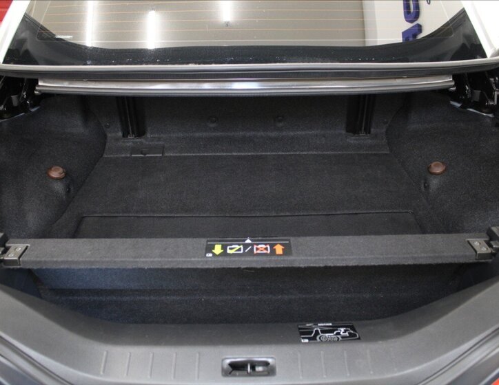 Infiniti G37 Kabriolet 3,7 l 235 kw