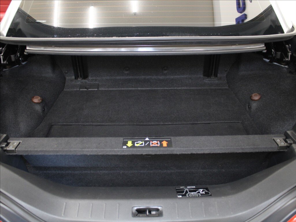 Infiniti G37 Kabriolet 3,7 l 235 kw