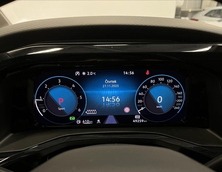 Volkswagen Multivan 13