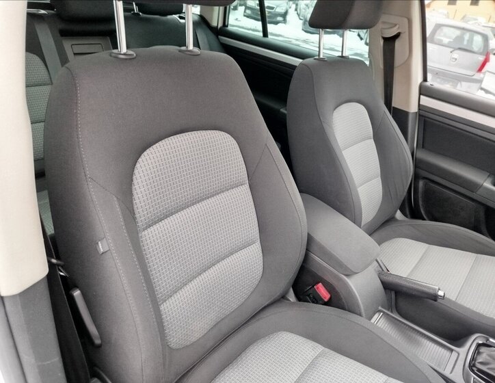 Škoda Superb Kombi 2,0 l 103 kw