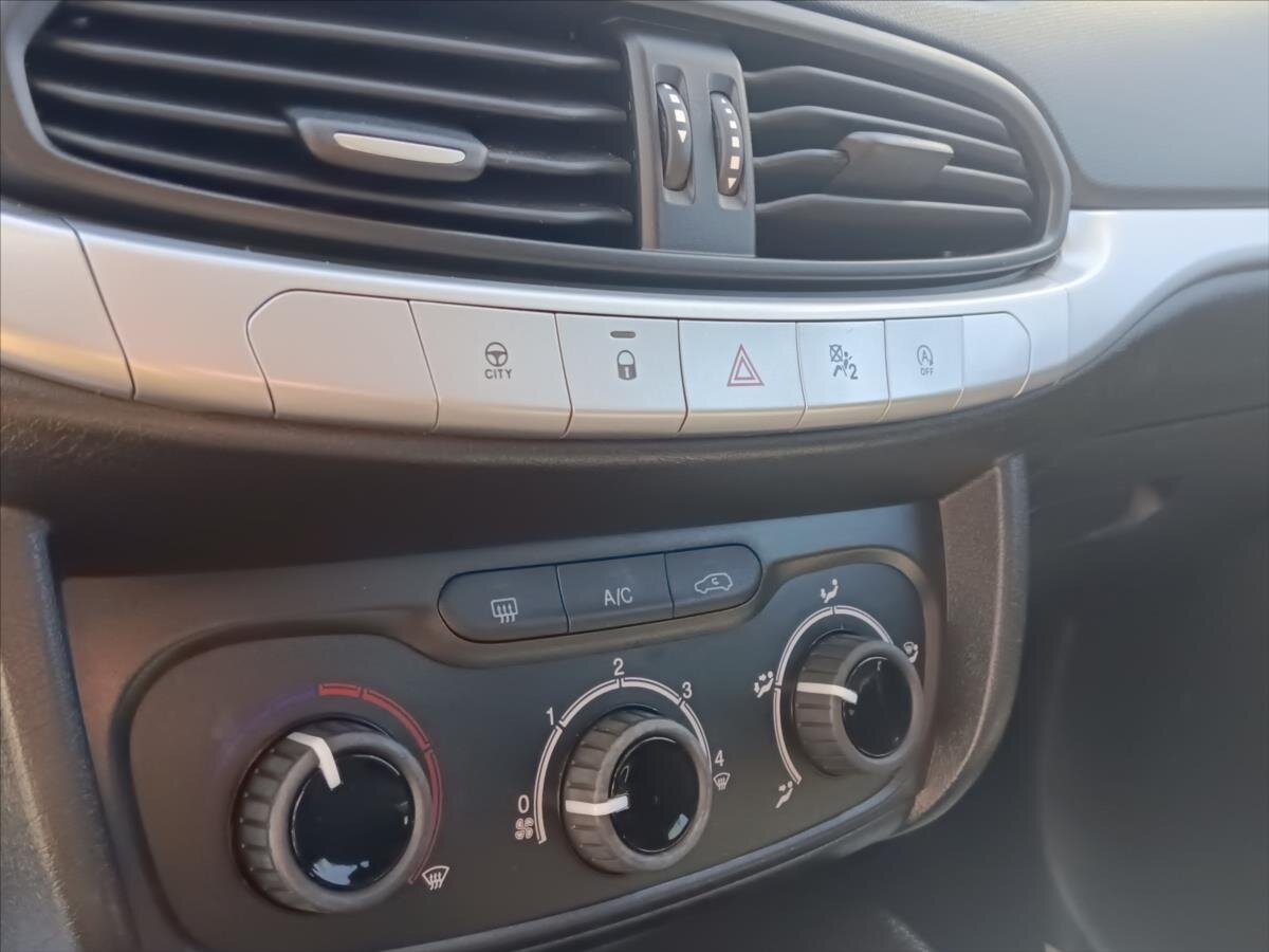 Fiat Tipo Hatchback 1,4 l 70 kw