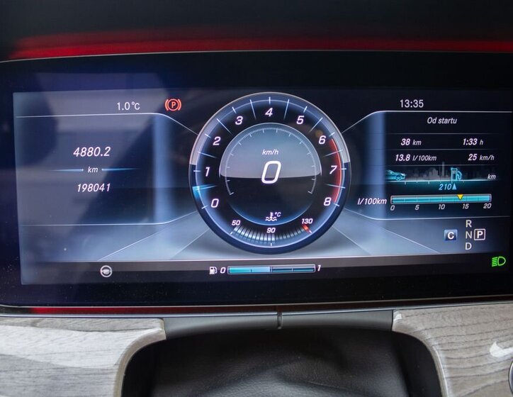 Mercedes-Benz Třídy E 23