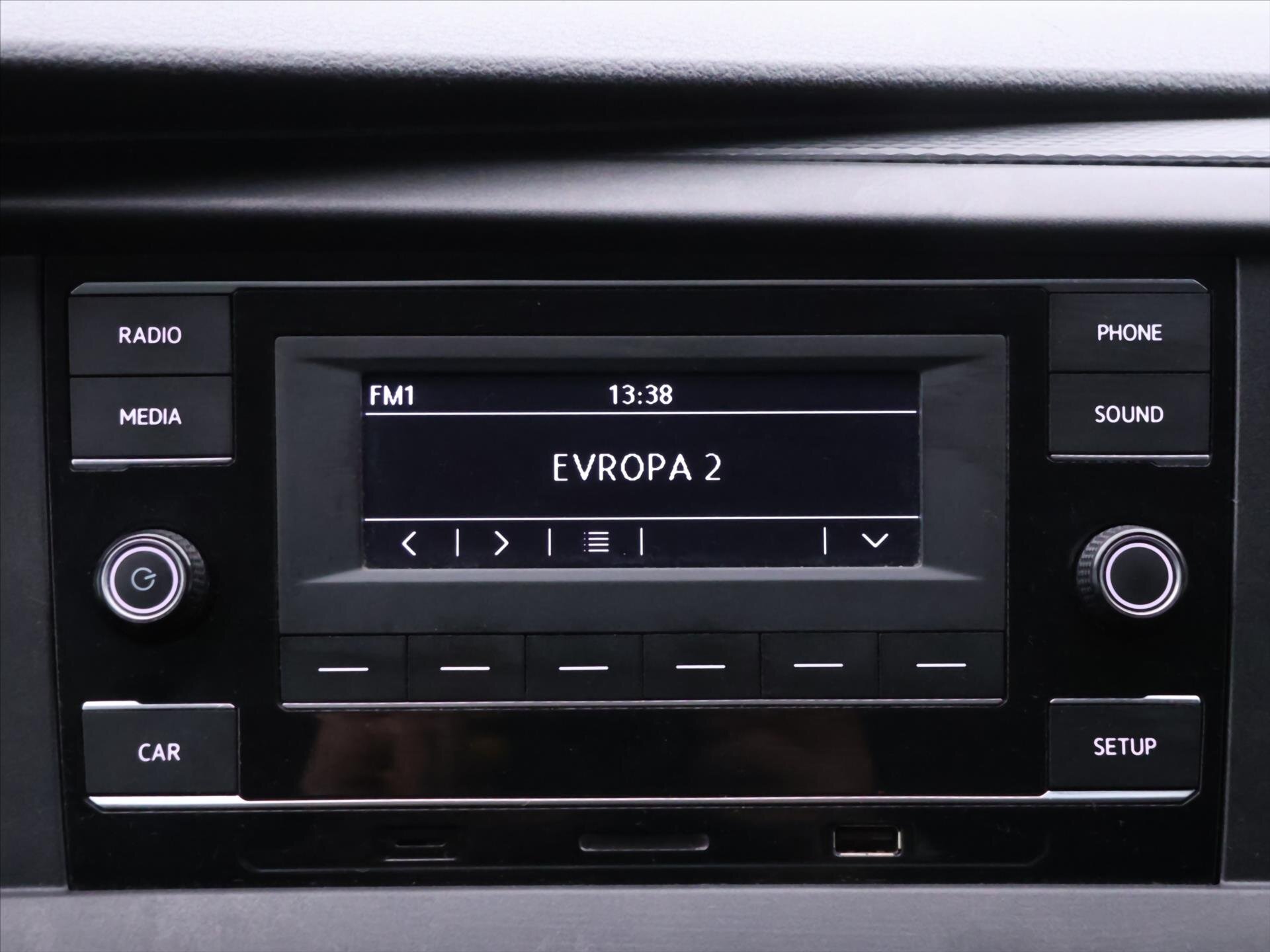 Volkswagen Transporter Kombi 2,0 l 110 kw