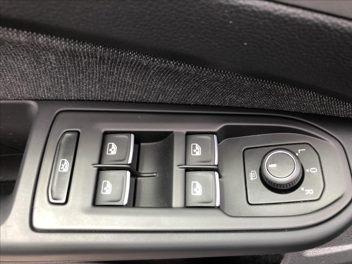 Volkswagen Golf Hatchback 1,5 l 96 kw