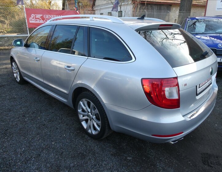 Škoda Superb Kombi 2,0 l 125 kw