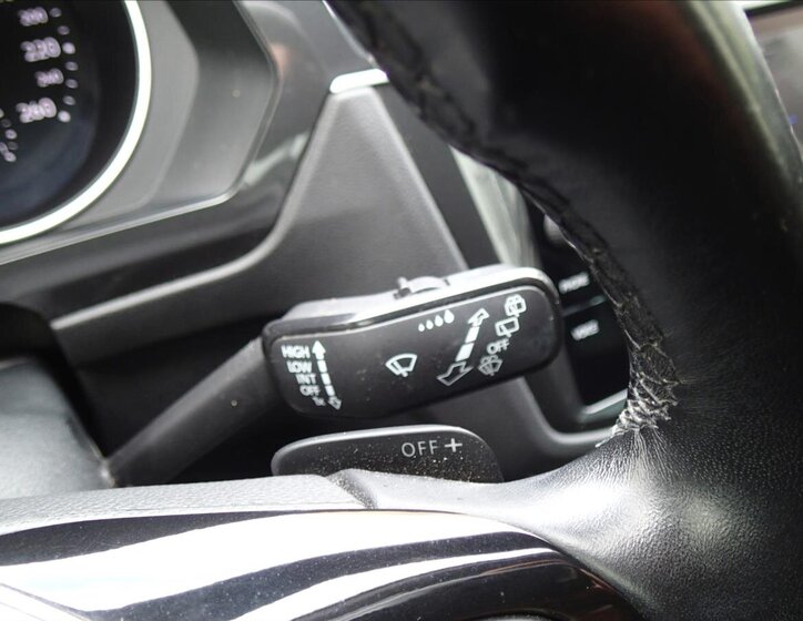 Volkswagen Tiguan SUV / Terénní 2,0 l 110 kw