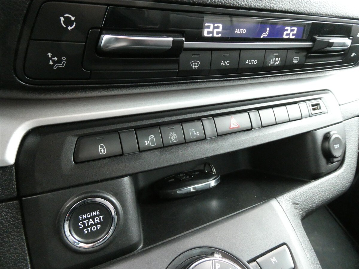 Peugeot Traveller MPV 2,0 l 130 kw