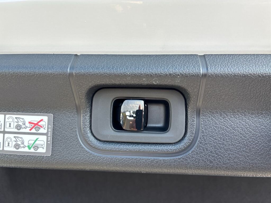 Mercedes-Benz EQE Sedan / Limuzína 0,0 215 kw