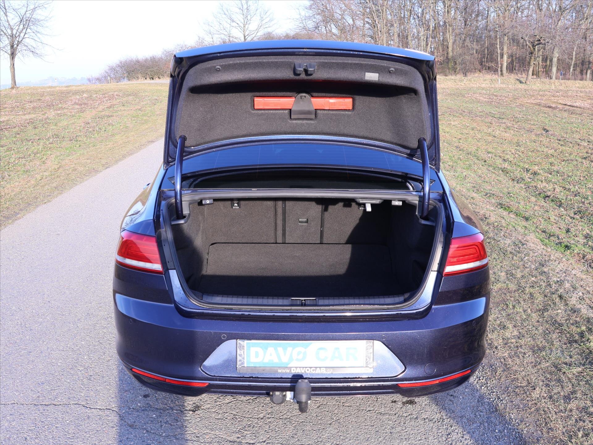 Volkswagen Passat Sedan / Limuzína 1,4 l 110 kw