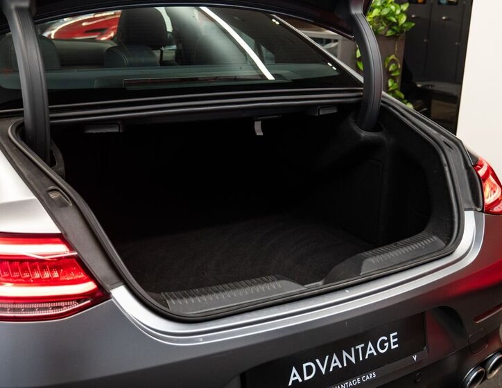 Mercedes-Benz CLS Sedan 3,0 l 320 kw