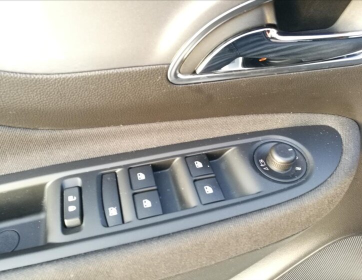 Opel Mokka MPV 1,6 l 100 kw