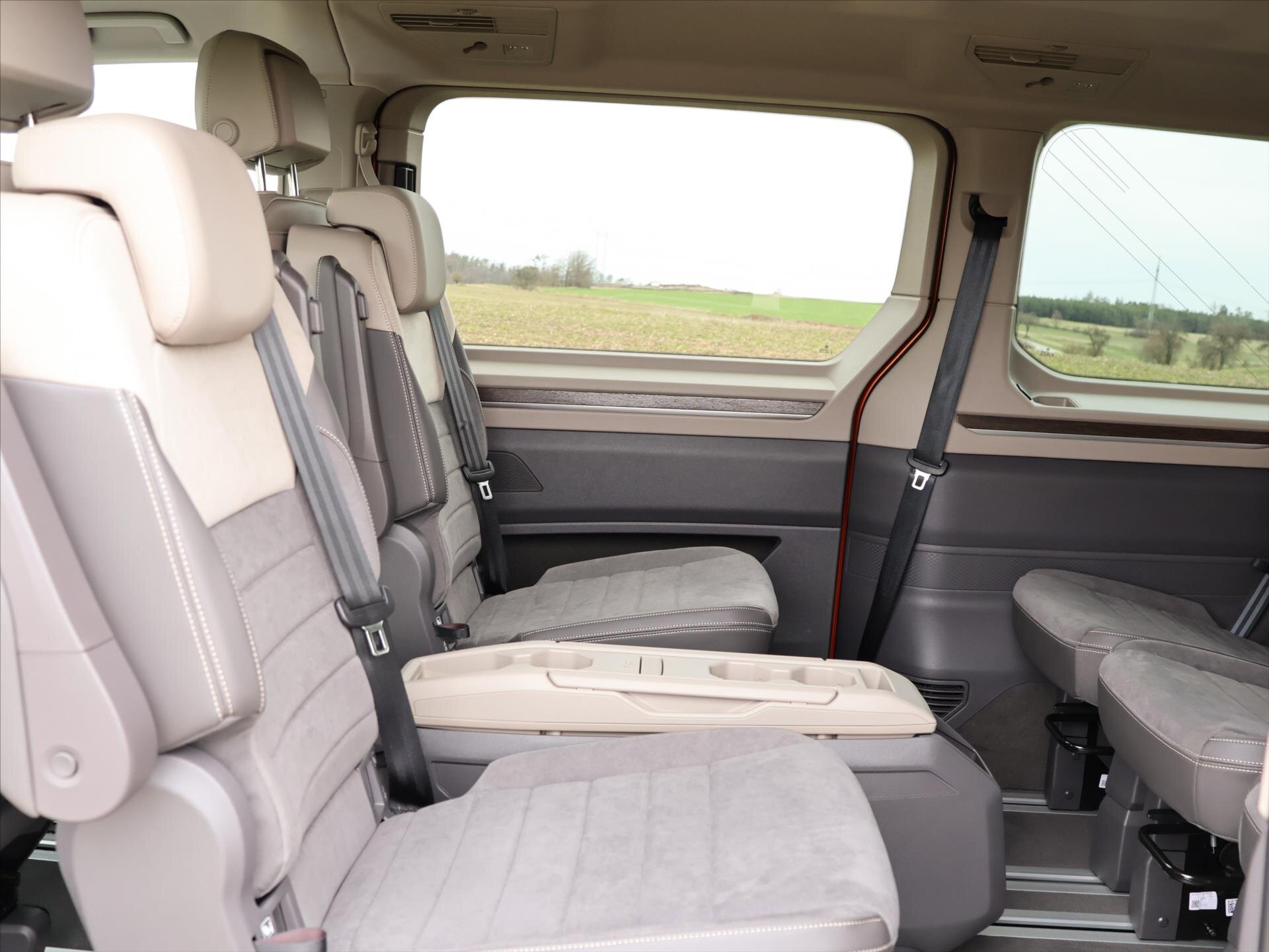 Volkswagen Multivan MPV 2,0 l 110 kw