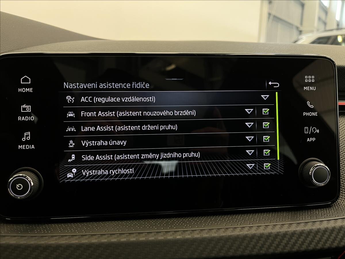 Škoda Scala Hatchback 999,0 85 kw