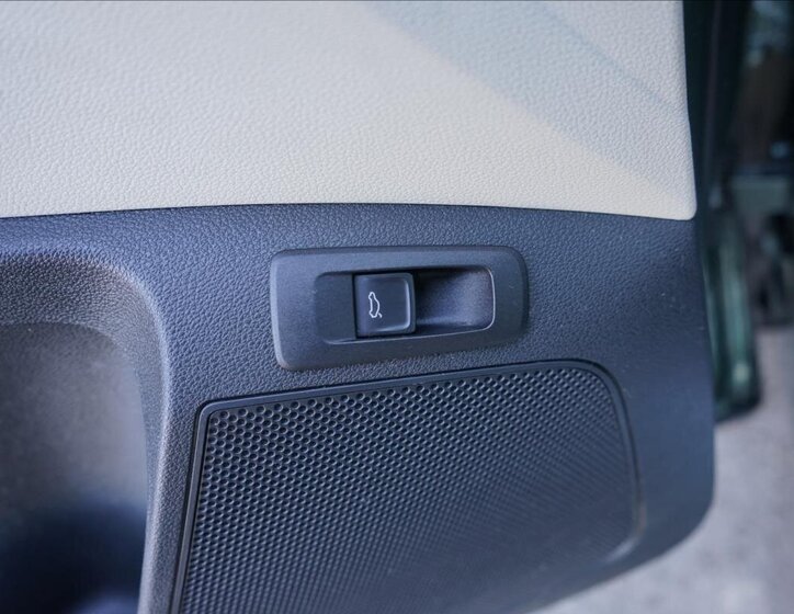 Škoda Karoq SUV / Terénní 2,0 l 110 kw