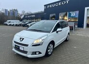 Peugeot 5008 1