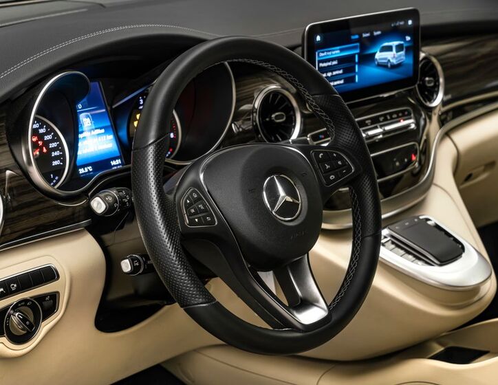 Mercedes-Benz Třídy V 17