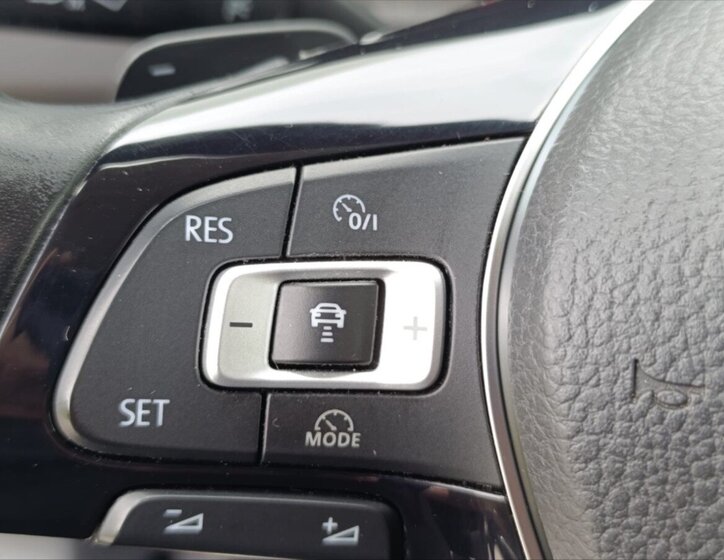 Volkswagen Touran MPV 2,0 l 110 kw