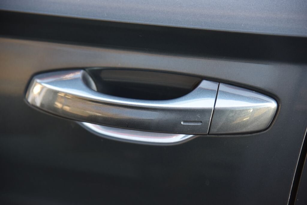 Škoda Karoq SUV / Terénní 1,5 l 110 kw