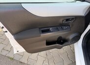 Toyota Yaris Hatchback 1,5 l 55 kw
