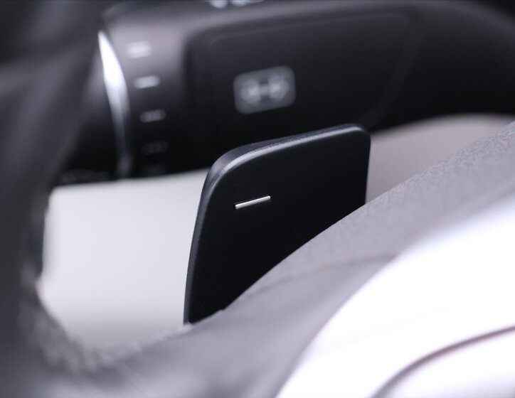 Mercedes-Benz Třídy E 19