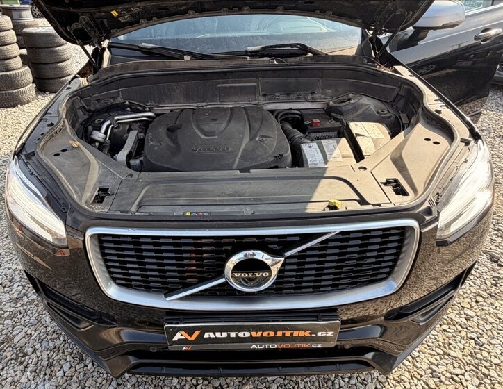 Volvo XC90 SUV / Terénní 2,0 l 173 kw