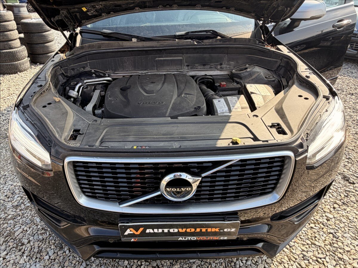 Volvo XC90 SUV / Terénní 2,0 l 173 kw