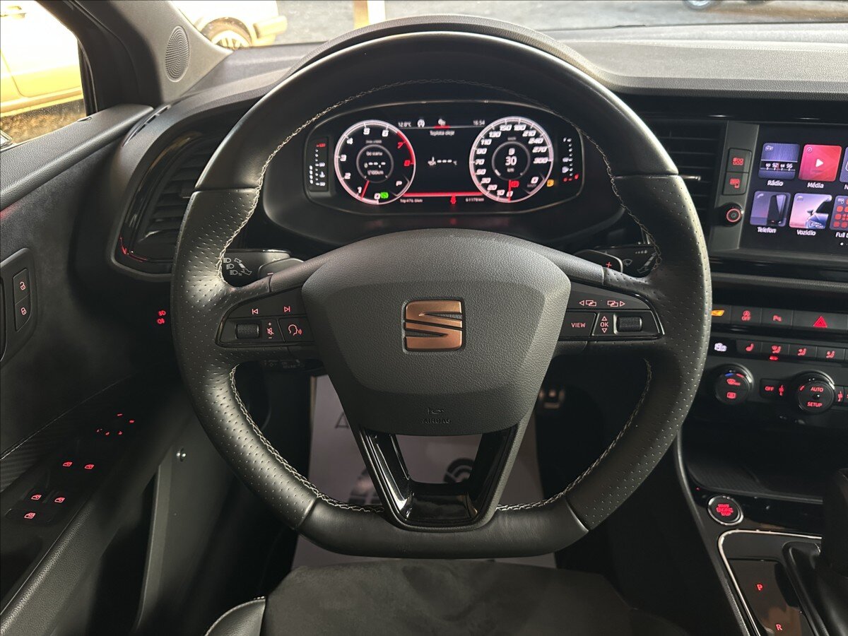 Seat Leon Kombi 2,0 l 221 kw