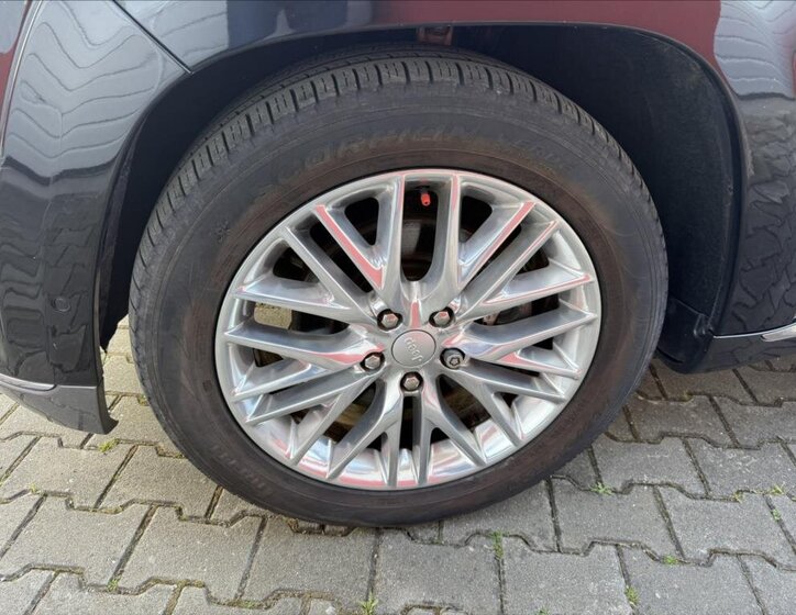 Jeep Grand Cherokee SUV / Terénní 3,0 l 184 kw