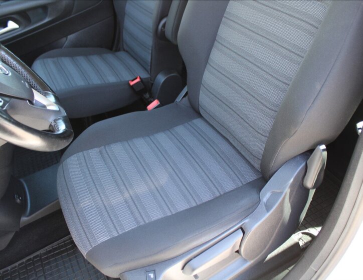 Opel Combo MPV 1,2 l 96 kw