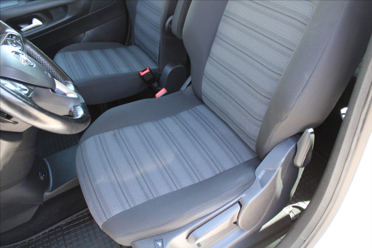 Opel Combo MPV 1,2 l 96 kw