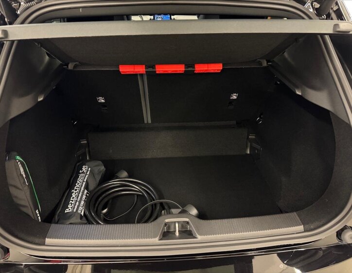 Volvo EX30 SUV 0,0 200 kw