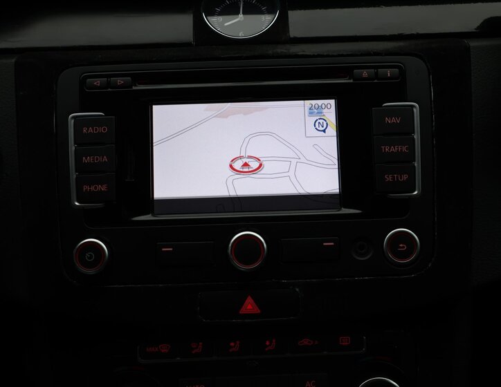 Volkswagen Passat 16