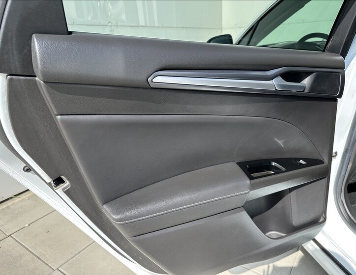 Ford Mondeo Kombi 2,0 l 110 kw