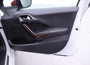 Peugeot 208 12
