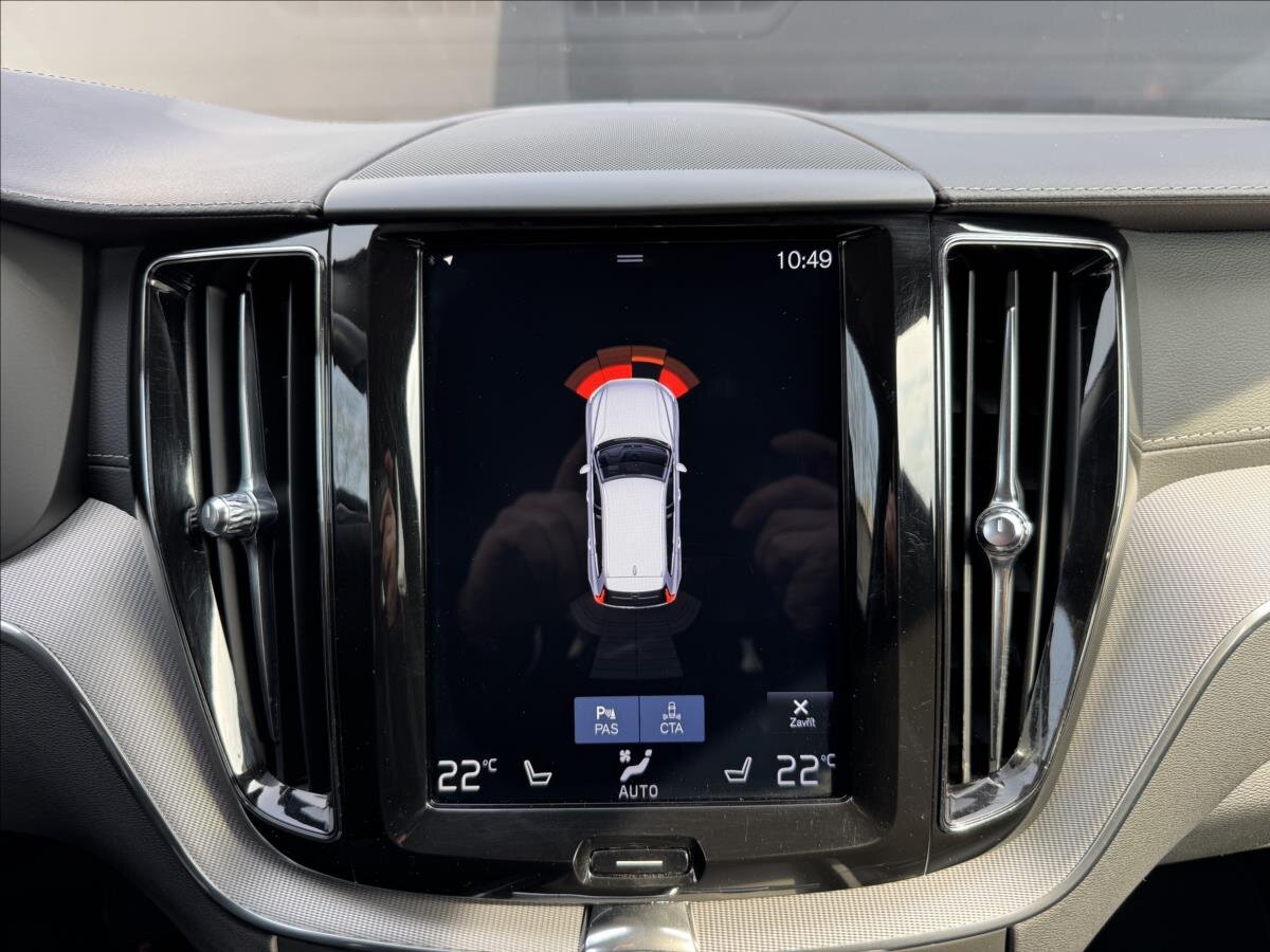 Volvo XC60 SUV / Terénní 2,0 l 173 kw
