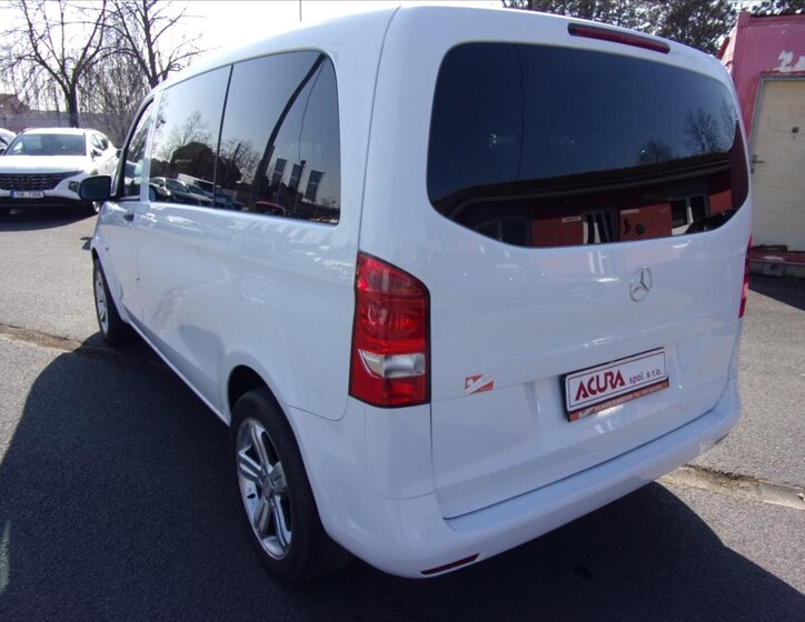 Mercedes-Benz Vito Kombi 2,1 l 120 kw