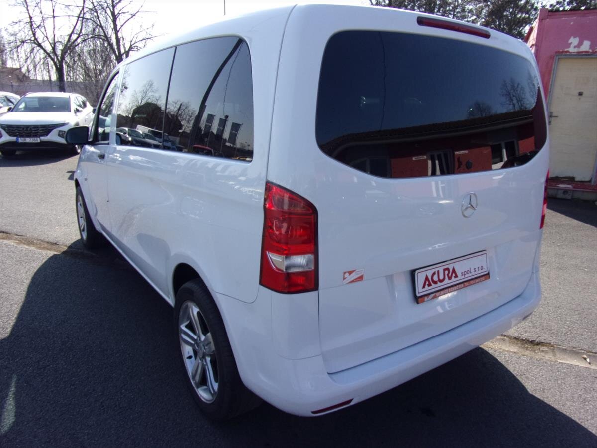 Mercedes-Benz Vito Kombi 2,1 l 120 kw