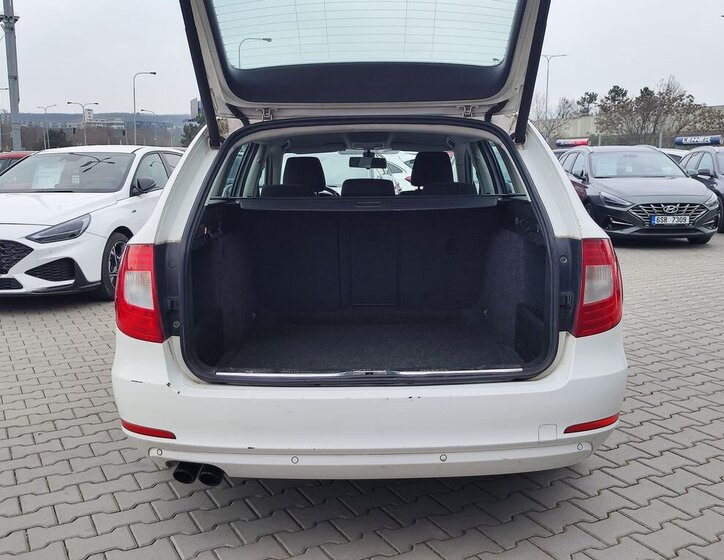 Škoda Superb Kombi 1,8 l 118 kw