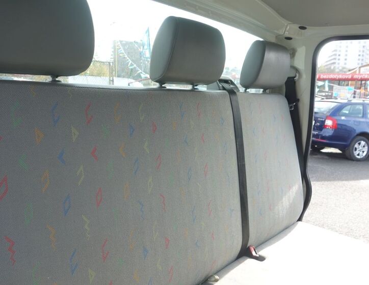 Volkswagen Transporter 23