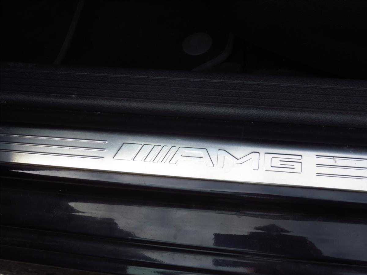 Mercedes-Benz Třídy C Kombi 6,2 l 336 kw