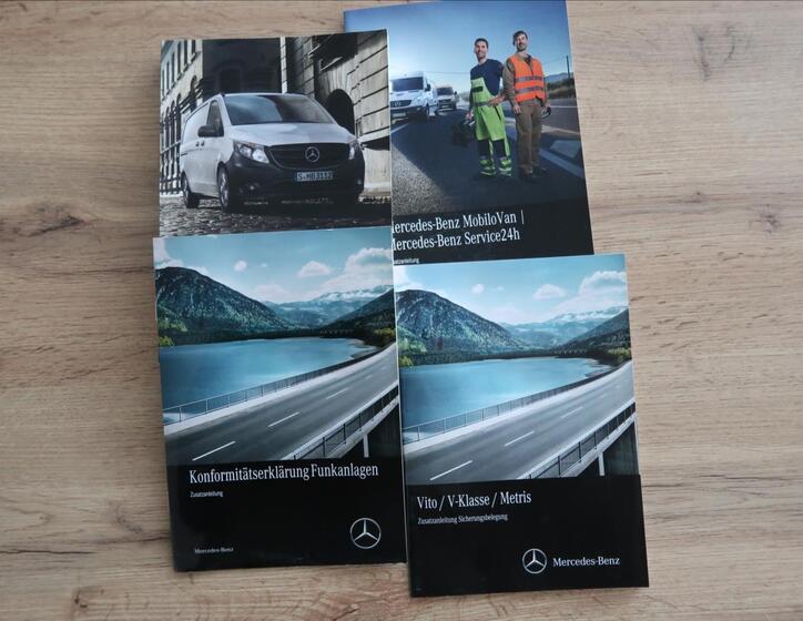 Mercedes-Benz Vito 21