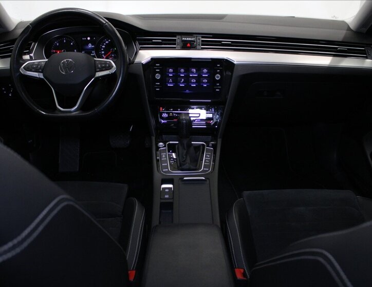 Volkswagen Passat Sedan 2,0 l 110 kw