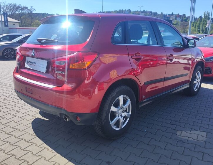 Mitsubishi ASX SUV / Terénní 1,6 l 86 kw