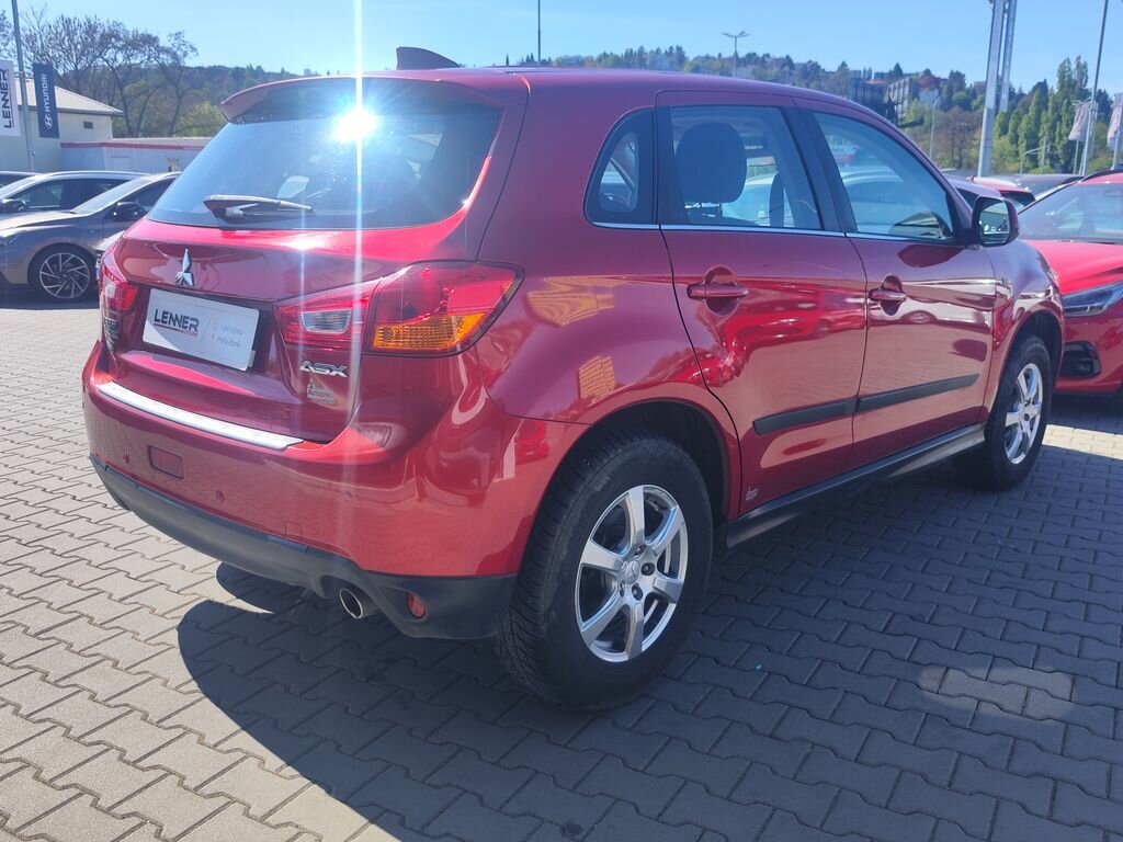 Mitsubishi ASX SUV / Terénní 1,6 l 86 kw