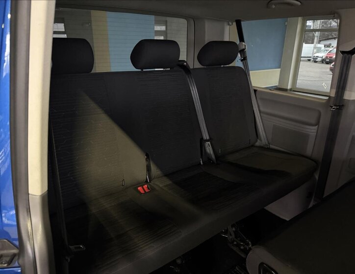 Volkswagen Caravelle Kombi 2,0 l 110 kw