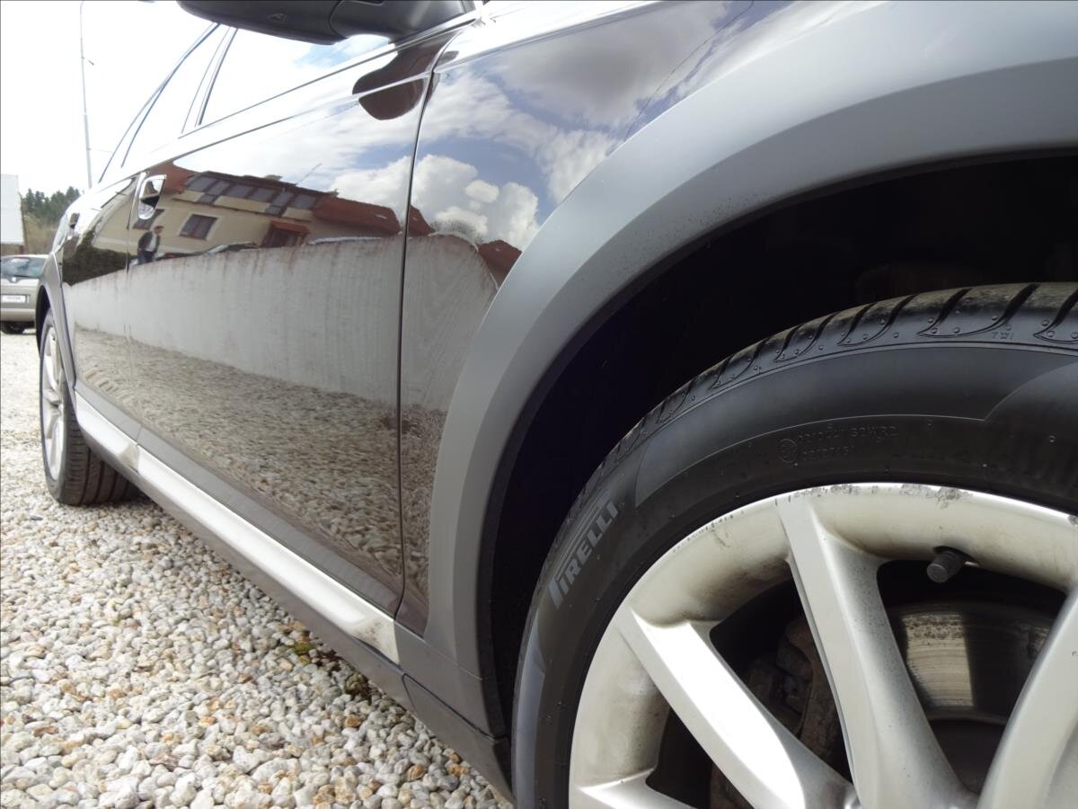 Audi A6 Allroad Kombi 3,0 l 176 kw