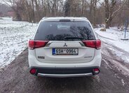Mitsubishi Outlander SUV 0,0 0