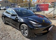 Tesla Model 3 Sedan 0,0 239 kw